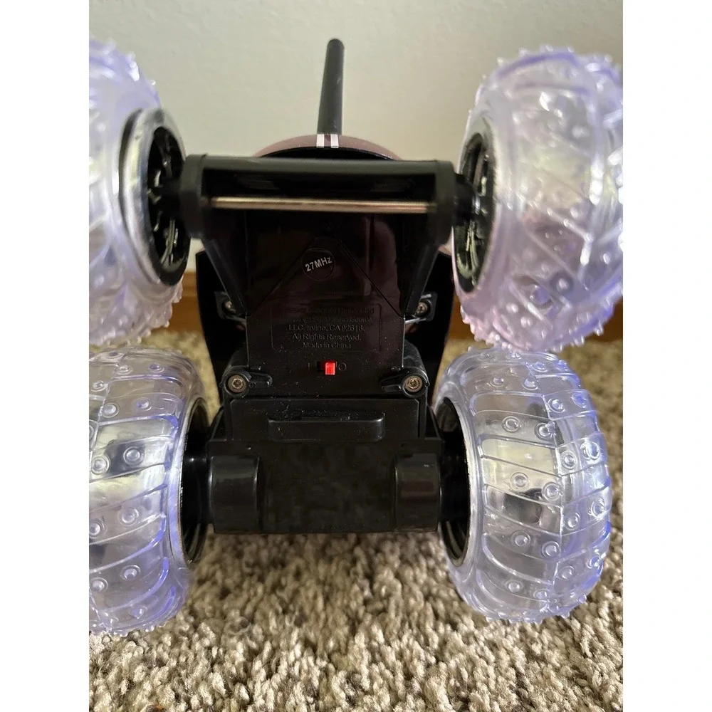 Sharper Image Thunder Tumbler RC Toy Car
